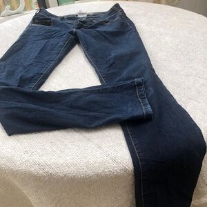 Authentic Brody jeansstraight leg - size 27 waist 31 leg length.